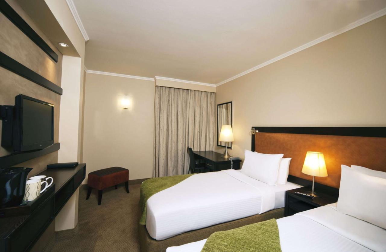 The Ridgepoint Hotel Witbank Exterior photo