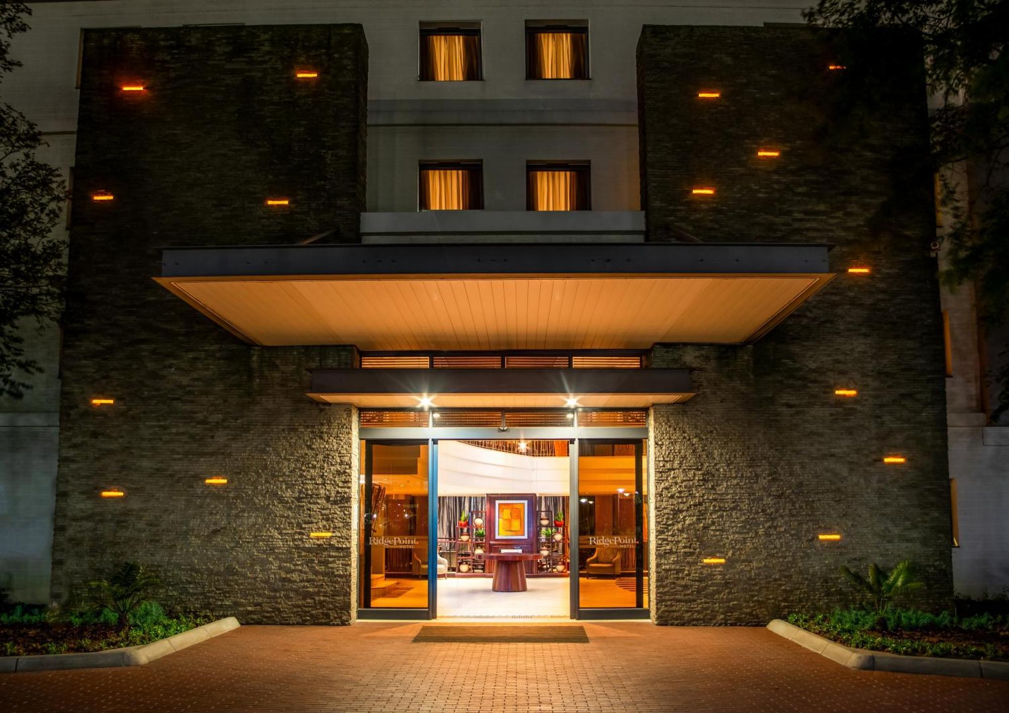 The Ridgepoint Hotel Witbank Exterior photo